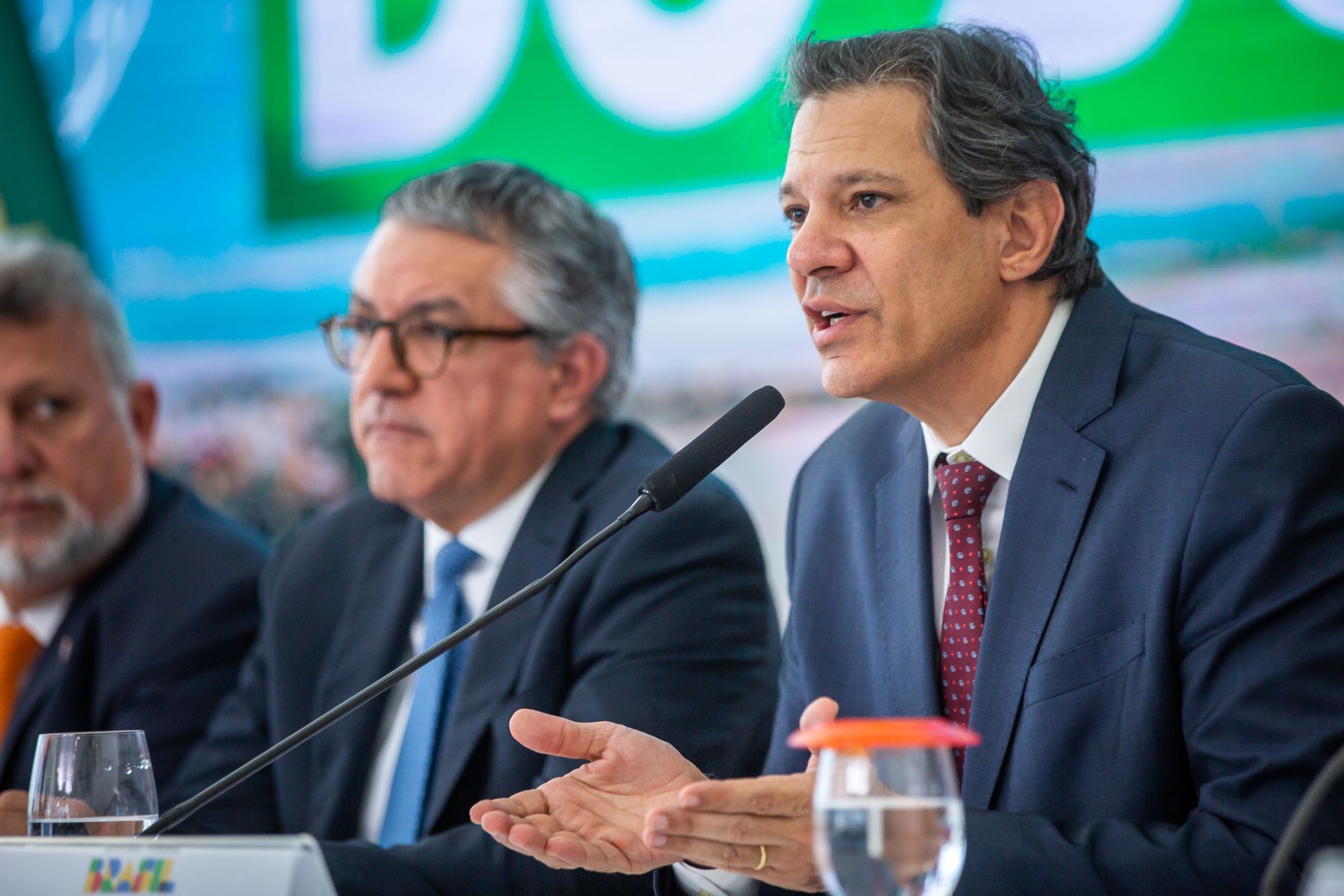 Haddad contesta alíquota proposta por municípios para reoneração, mas, indica avanço na negociação