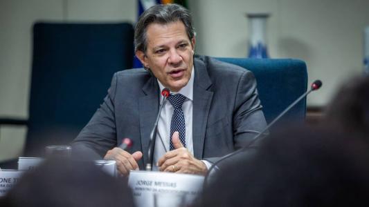 Ministro Fernando Haddad (PT) e a ministra Esther Dweck se reuniram nesta terça-feira (5),