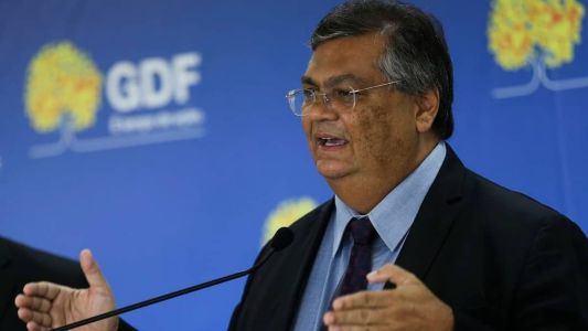 Ministro Flávio Dino em entrevista coletiva em Brasília