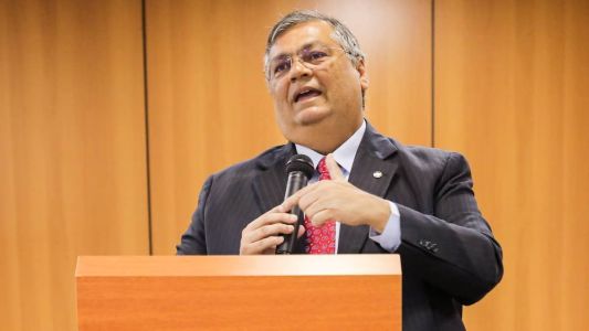 Ministro Flávio Dino criticou a polarização nas redes sociais em torno da guerra entre Israel e Hamas