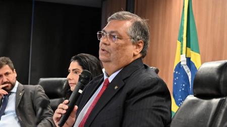 Ministro Flávio Dino afirmou que câmeras doadas pelos Estados Unidos serão enviadas à PRF e à polícia da Bahia