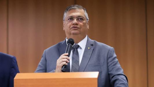 Ministro Flávio Dino afirmou nesta terça-feira (31) que não haverá atuação das Forças Armadas em áreas urbanas no Rio de Janeiro