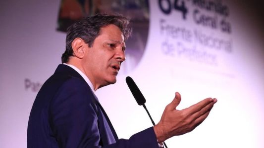 Ministro Haddad conduz discussões sobre a reforma tributária