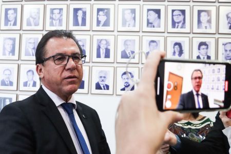 Brasília, (DF) – 27/02/2024 - O Ministério do Trabalho e Emprego, Luiz Marinho, fala a imprensa após a solenidade de lançamento do FGTS Digital. Foto Valter Campanato/Agência Brasil.