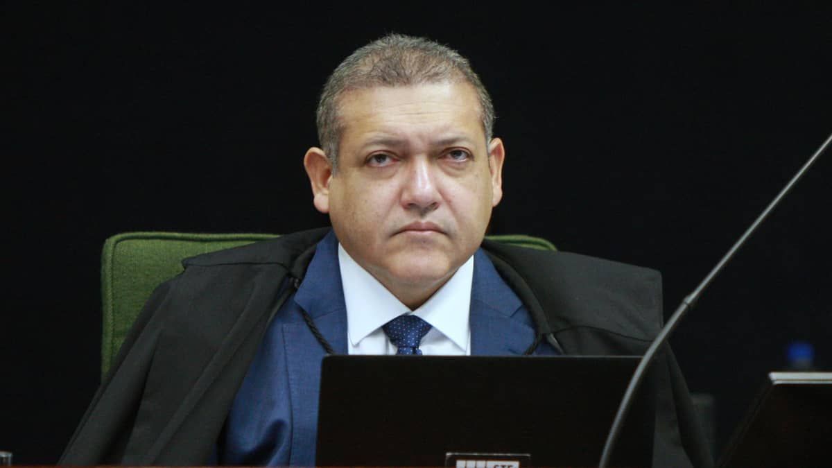Nunes Marques abre inquérito contra ministro do STJ acusado de importunação sexual