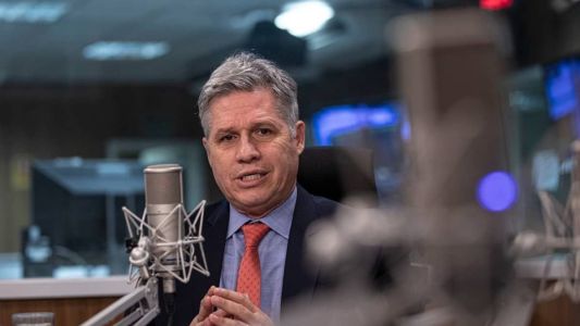 Ministro Paulo Teixeira adiantou informação durante coletiva de imprensa, no Palácio do Planalto, nesta quarta-feira (28)