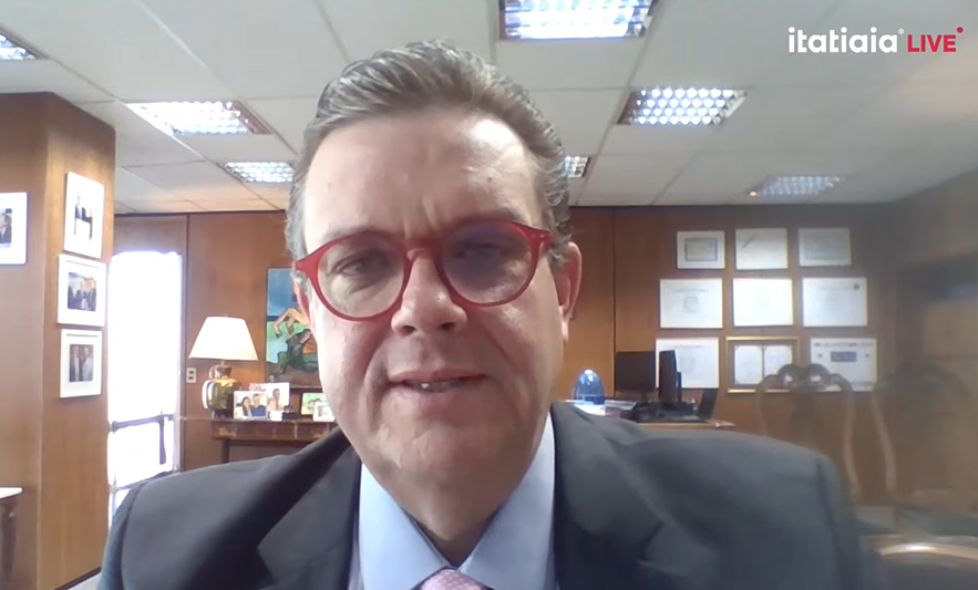 Ressarcimento do INSS pode ser solicitado presencialmente ou por aplicativo; veja detalhes