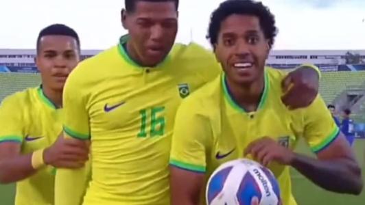 Miranda fez o gol do Brasil na vitória sobre os Estados Unidos