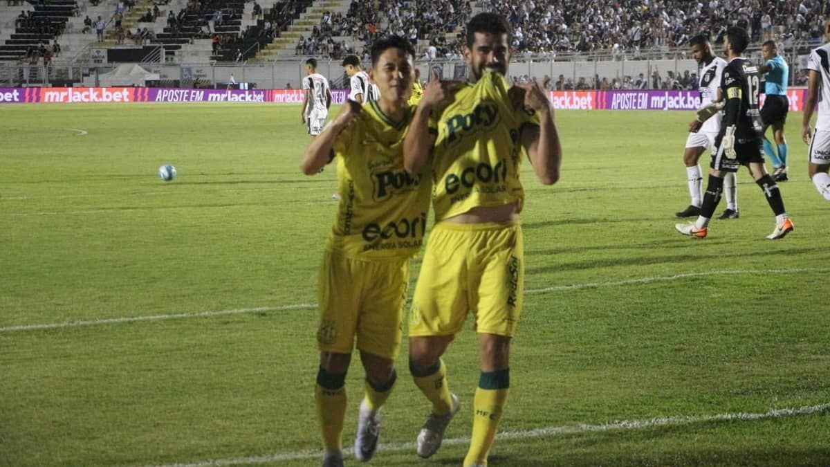 Com dois gols de pênalti, Mirassol vence Ponte Preta pela Série B  