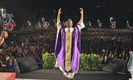 Missa do Impossível 2024 na Praça Antônio Carlos em Juiz de Fora Foto Padre Pierre Maurício