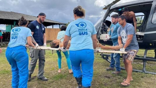 Missão do Ministério da Saúde presta auxílio a indígenas Yanomami em Roraima