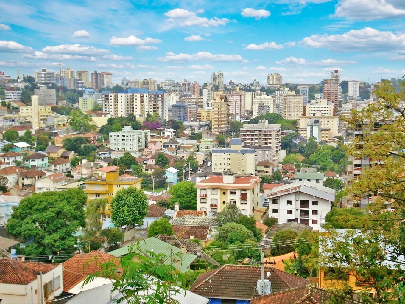 Serviço Público de Montes Claros funcionará com horário especial durante feriado prolongado de Páscoa