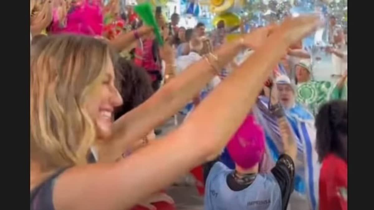 Vídeo: Gisele Bündchen curte Carnaval na Sapucaí e tenta contato com alguém na pista