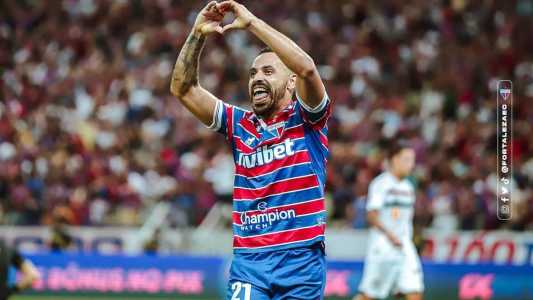 Moisés, destaque na vitória sobre o Fluminense, deve estar em campo para enfrentar o Estudiantes