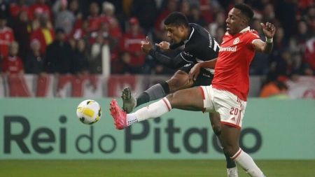 Moisés em ação pelo Internacional