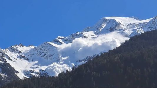 Momento da avalanche nos Alpes Franceses
