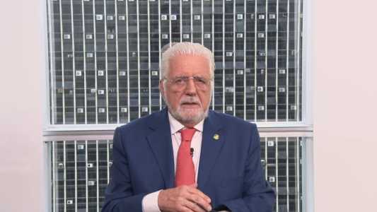 Momento não é de uma reforma ministerial mais ampla, afirma Jaques Wagner à CNN.