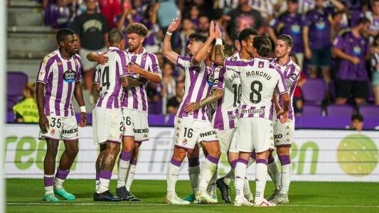 Monchu (8) fez o segundo gol da vitória do Valladolid
