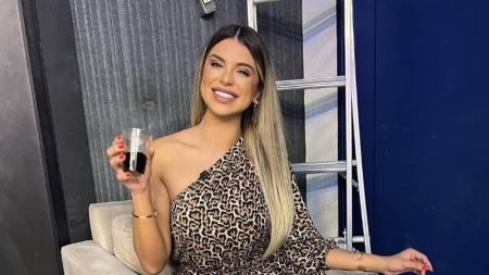 Mônica Fonseca comanda o quadro "A Hora da Venenosa" no Balanço Geral Minas