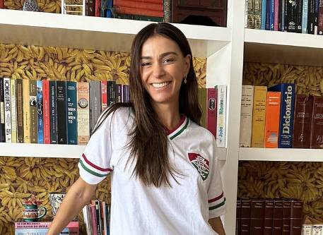 Internada por 9 dias por infecção bacteriana, Mônica Martelli adia peça