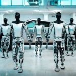 Robô humanoide da Tesla chega a lojas da marca dos EUA