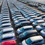 Montadoras de carro param linhas de produção e anunciam férias coletivas