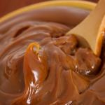 Dá para comer doce de leite na dieta? Confira maneiras de incluir a sobremesa no cotidiano