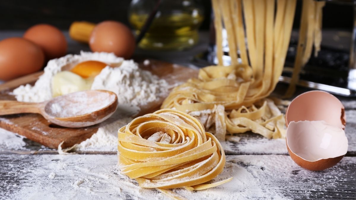 Dia do Macarrão: veja origem da iguaria, o molho ideal e como fazer massa fresca em casa