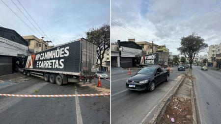 Carreta bateu em galpão na Av. Amazonas