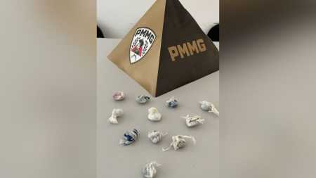Polícia realizou a apreensão de 11 "buchas" de maconha com o suspeito