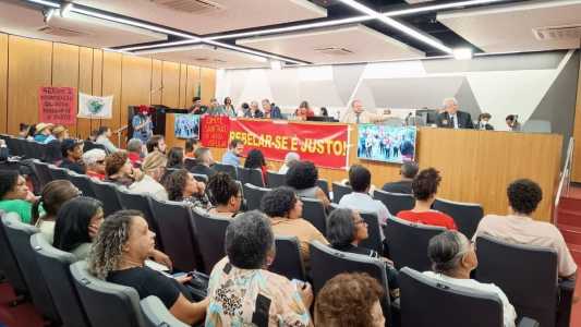 Moradores de Ouro Preto foram à Assembleia de Minas para questionar valores abusivos da cobrança da água