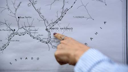 Moradores do município de Santo Antônio do Jacinto, no Vale do Jequitinhonha, dizem que território da cidade foi 'incorporado' ao estado da Bahia