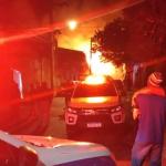 Incêndio em empresa de eventos: 'fogo tomou tudo muito rápido', diz moradora
