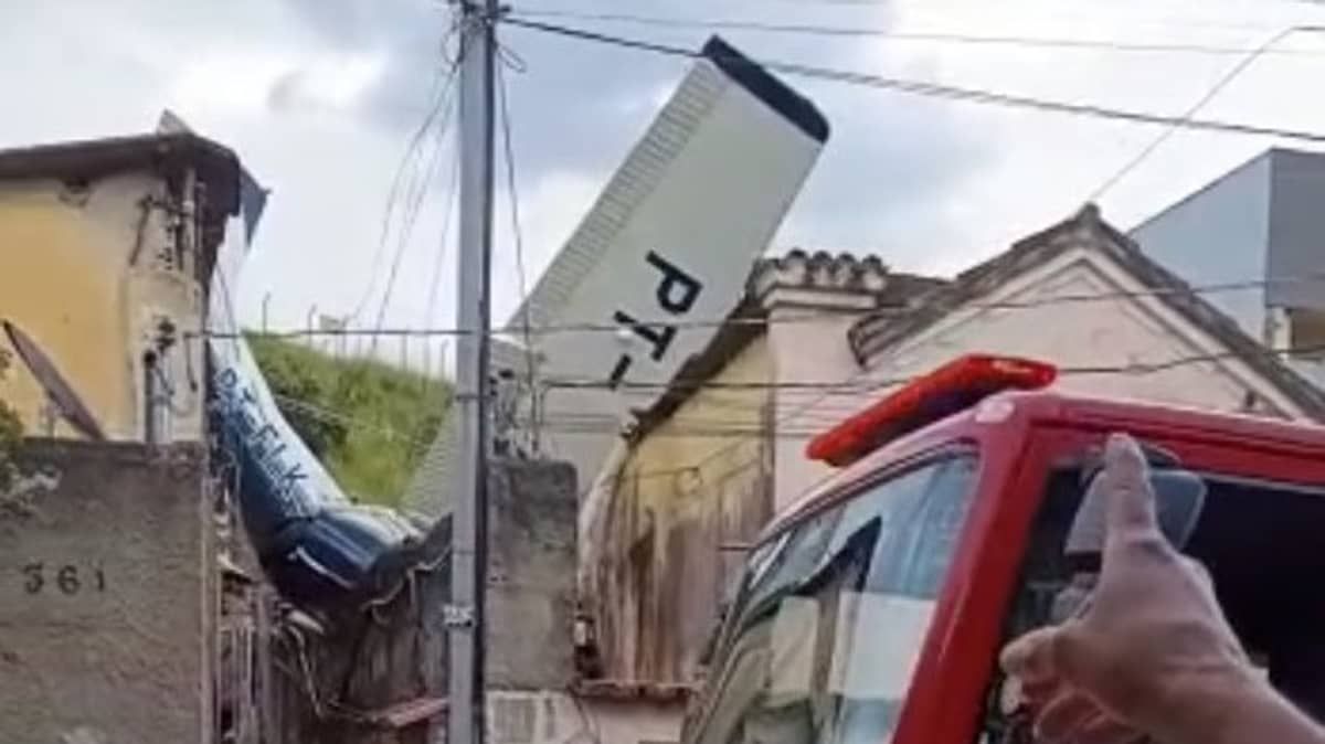Queda de avião em BH: 'estava almoçando tranquila quando aeronave caiu na minha casa'