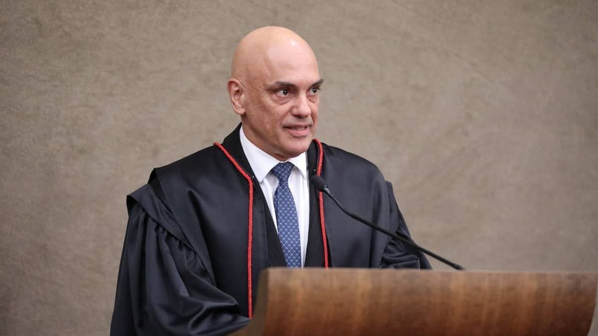Moraes abre investigação contra diretores do Google e Telegram por campanha contra PL das Fake News