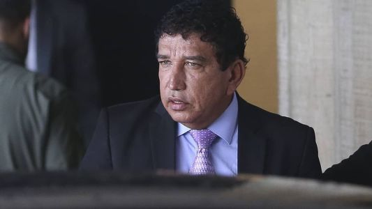 Moraes autoriza Magno Malta a visitar presos na Papuda e Colmeia.