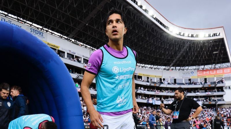 Ídolo do Cruzeiro, Moreno acerta com clube que disputará Libertadores, diz jornalista