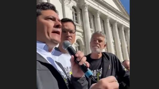 Moro discursou ao lado do ex-deputado federal Deltan Dallagnol