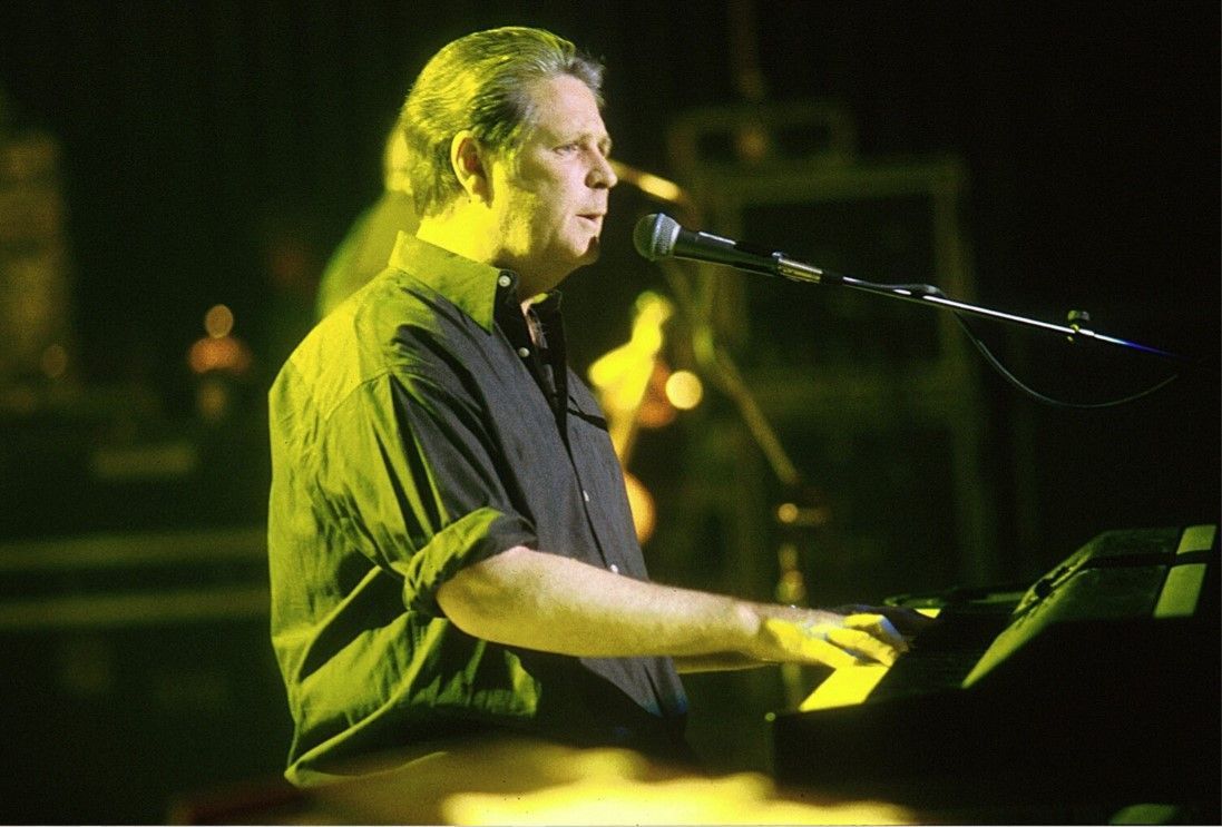 Morre Brian Wilson, fundador da banda Beach Boys, aos 82 anos