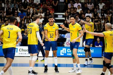 Seleção Brasileira Masculina de Vôlei durante disputa da Liga das Nações 2025