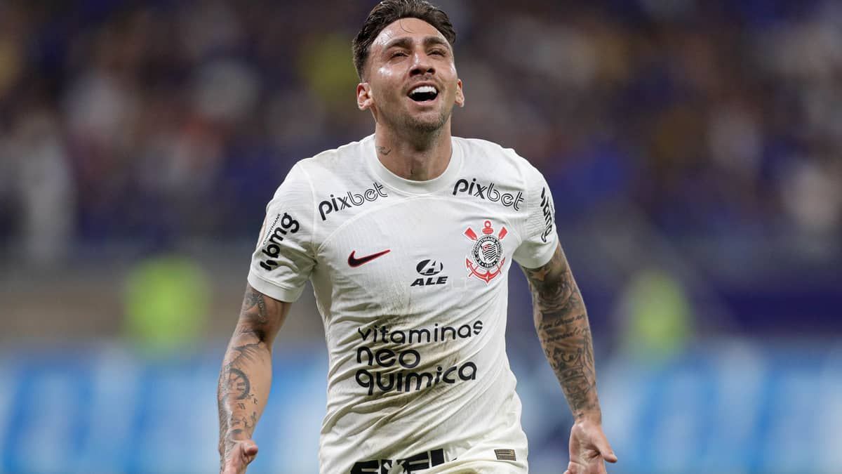Falha individual ou coletiva? Veja gol de empate do Corinthians diante do Cruzeiro