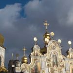 Líder da Igreja Ortodoxa Ucraniana celebra missa em famoso mosteiro desvinculado de Moscou