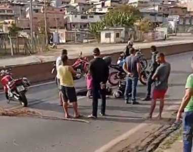 Motociclista foi socorrida pela Samu