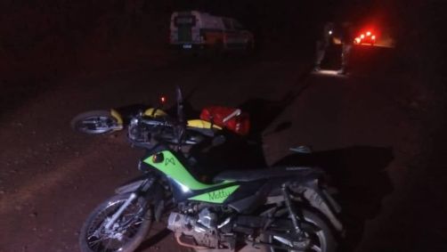 Moto foi apreendida pelos policias nessa noite (2)