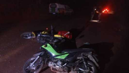 Moto foi apreendida pelos policias nessa noite (2)