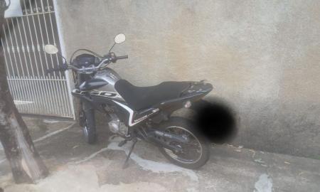 Moto furtada no Sul de Minas Gerais foi recuperada em Muriaé pela PMMG Foto