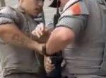 Polícia indicia motoboy negro e morador branco em caso de agressão no RS