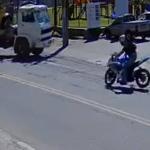 Vídeo impressionante mostra acidente que matou motociclista em Blumenau (SC)