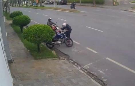 Motocicleta emplacada no interior de SP rodava no Aglomerado da Serra