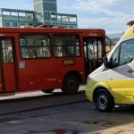 Motorista de ônibus passa mal e abandona veículo na BR-040